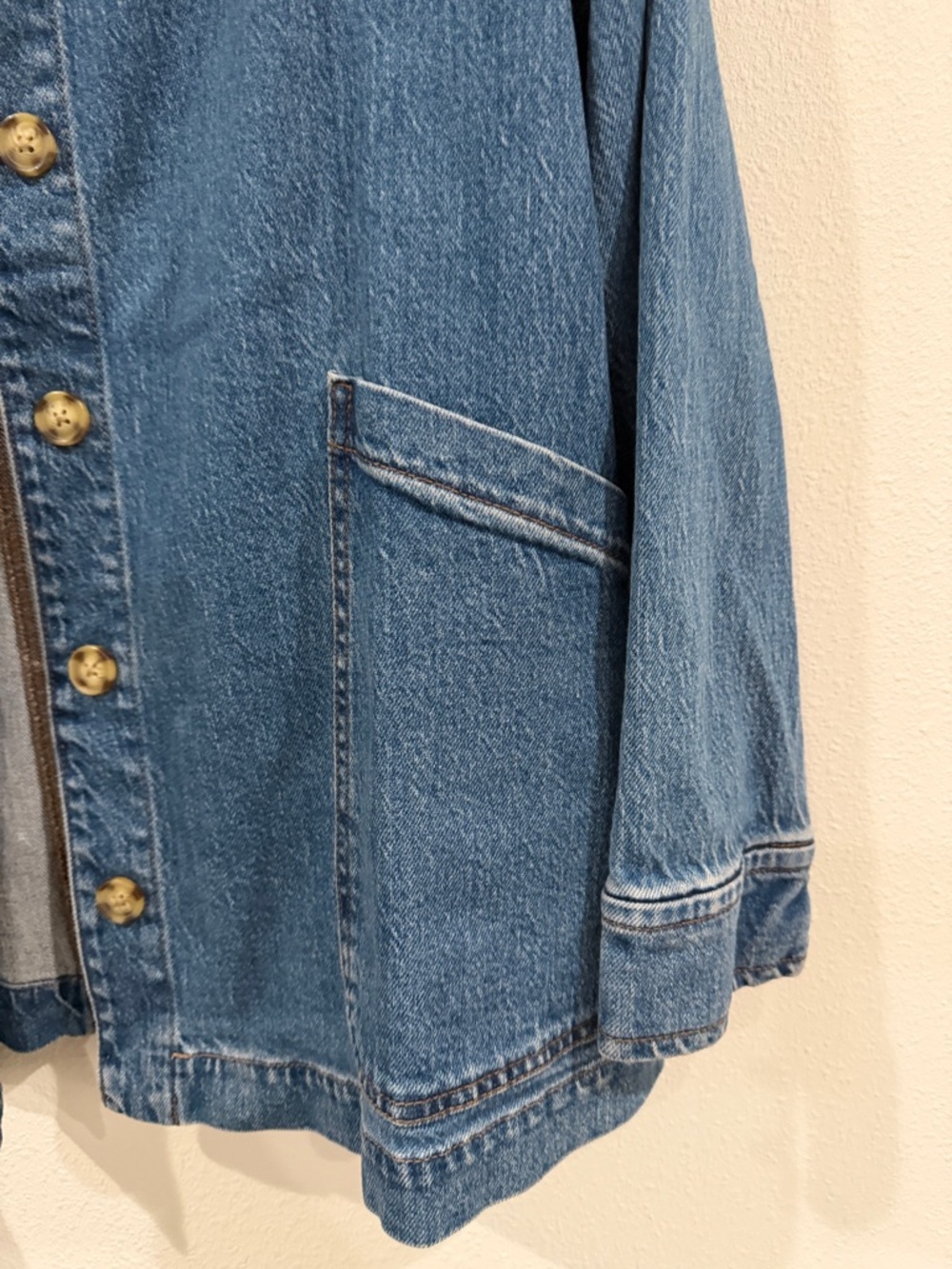 ON 34° Blue Denim Jacket with Tan Corduroy Collar - Picture 3 of 4